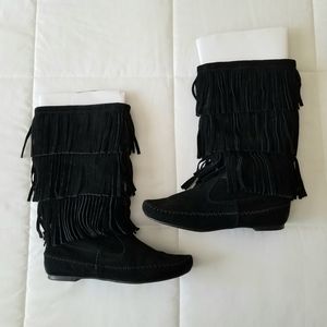 Lauren Conrad Moccasin Fringed Boots Sz 7 1/2